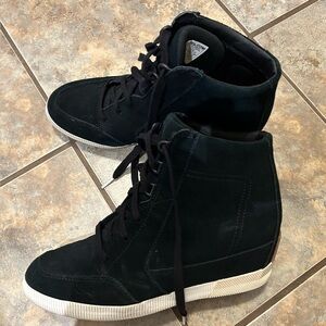 Sorel Out and About Wedge Sz 10